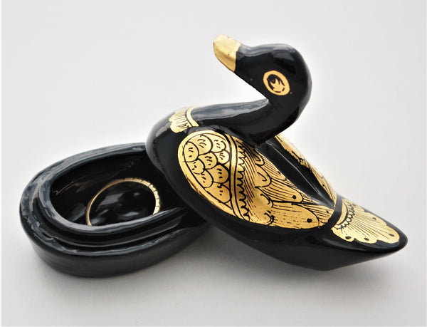 Duck Lacquer Ring Box with Gold Details